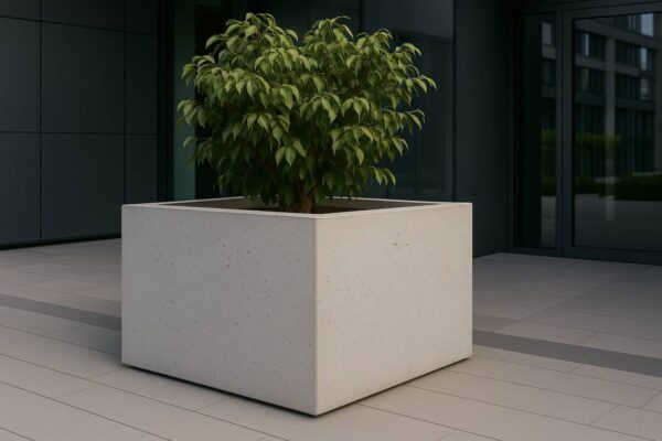 Donica betonowa GRANDE 140x140x100 cm BETONOVA