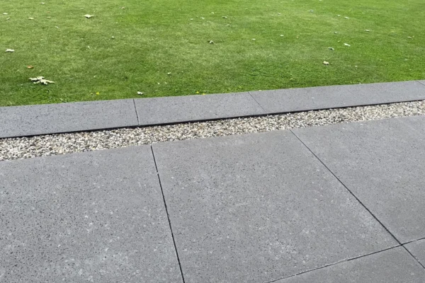 Płyty tarasowe z betonu architektonicznego BETONOVA